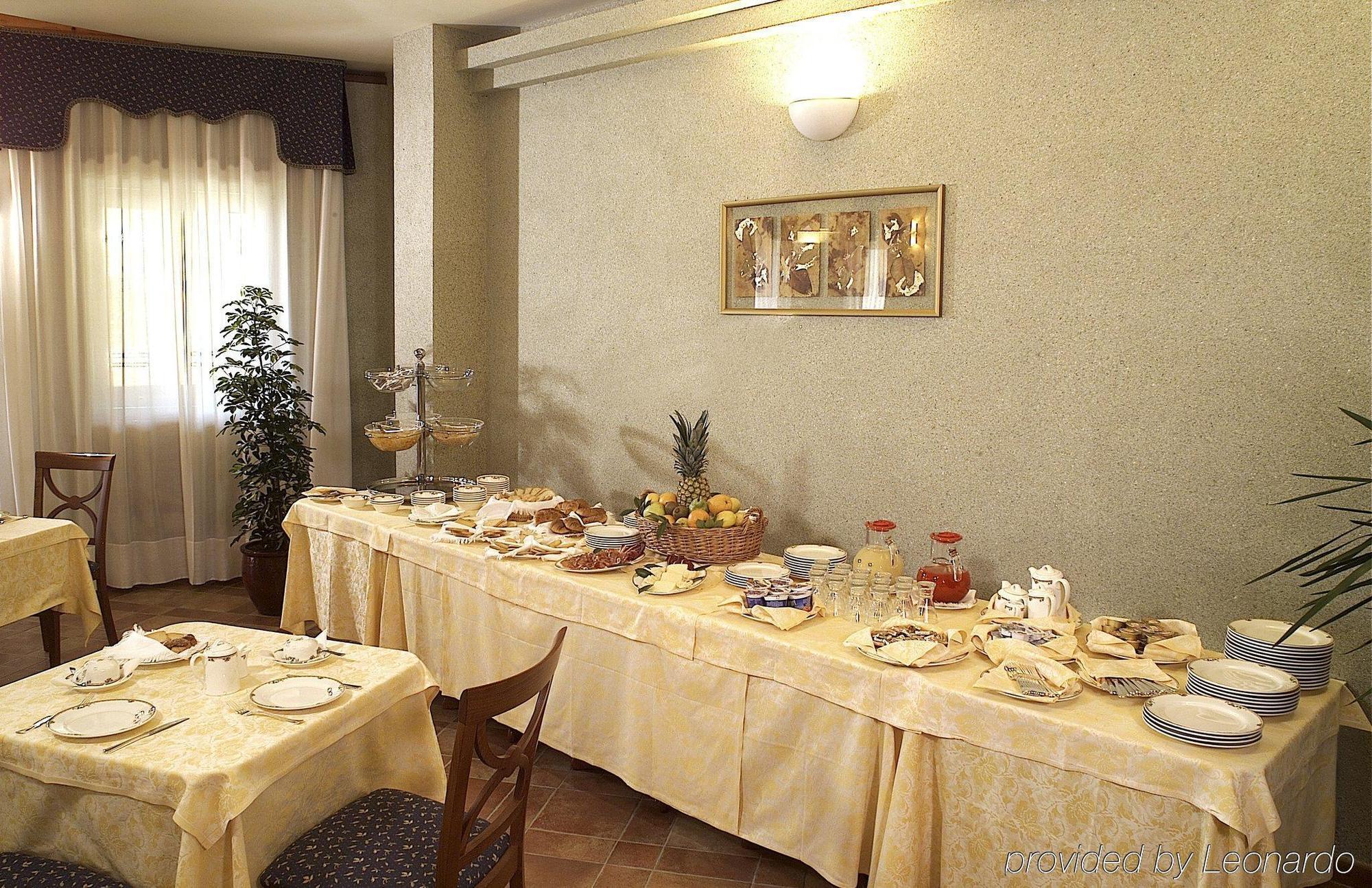 Hotel San Giorgio Sangano Restaurang bild